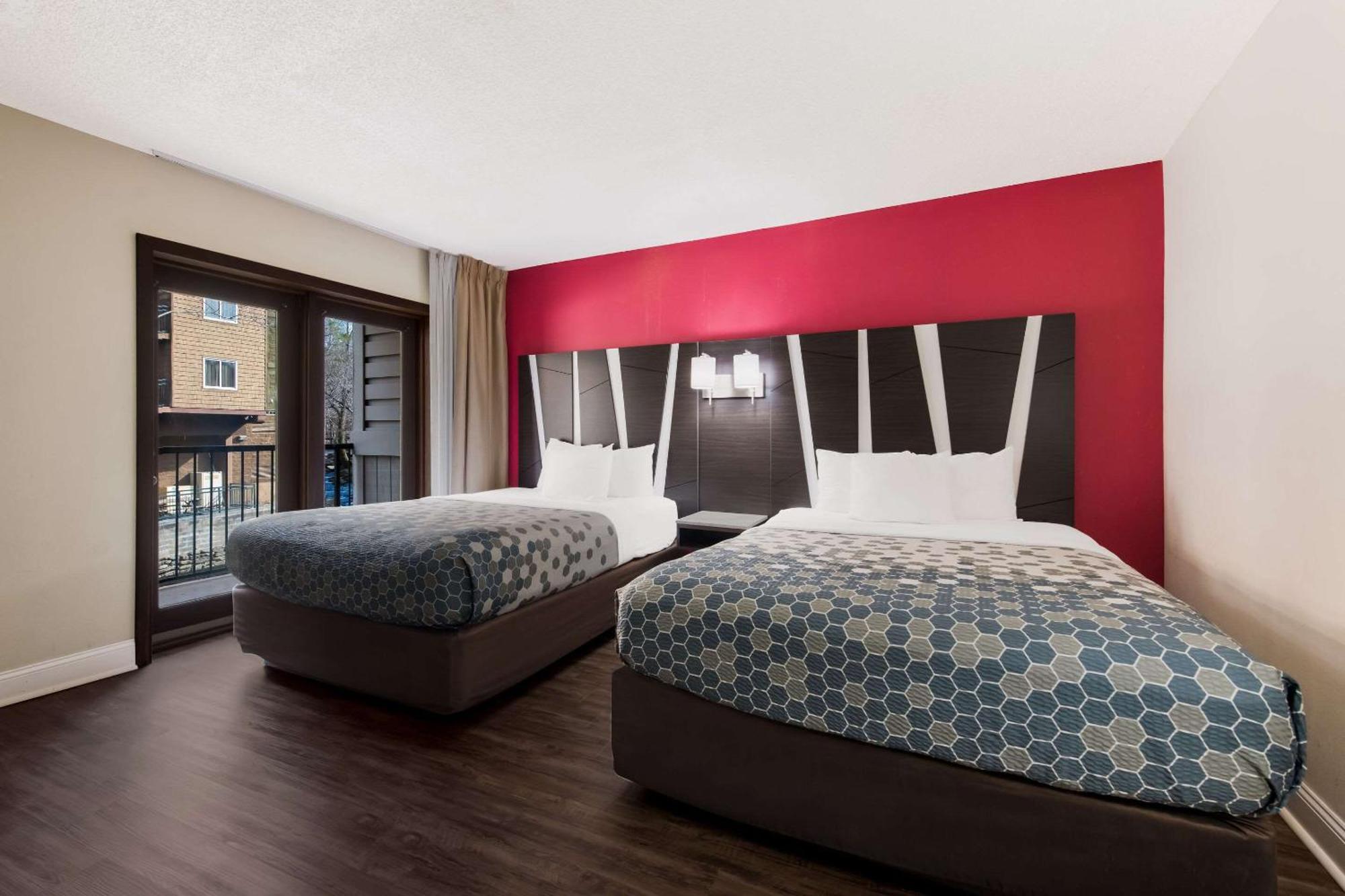 Econo Lodge Inn & Suites On The River Gatlinburg Exteriör bild